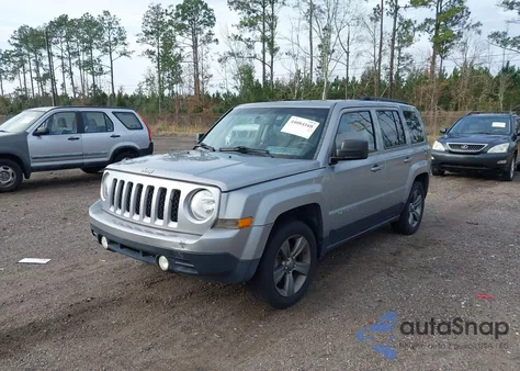 2015 Jeep Patriot High Altitude Edition z USA, uszkodzony, nr VIN 1C4NJPFA2FD157090
